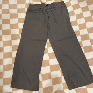 GAP Women’s Cargo Pants in Brown